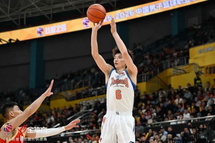 BB体育-常规赛第十二轮 新疆伊力特不敌浙江方兴渡