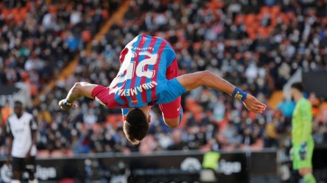 贝博体育-巴萨又现盛世足球，又见“梅”开二度