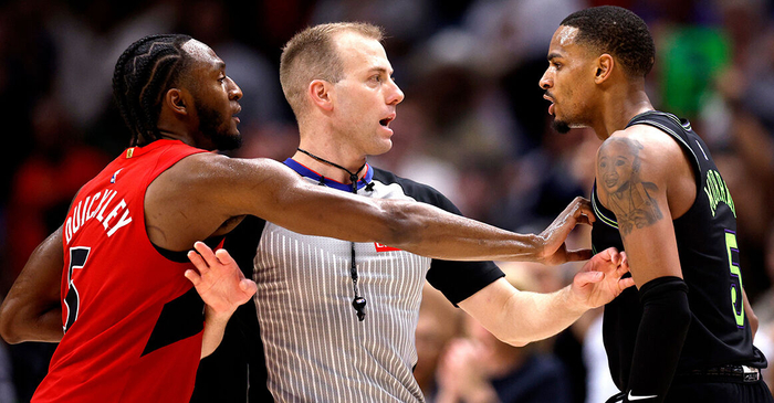 拉贾科维奇:不会过度解读两队冲突 球员们都很有好胜心|穆雷|伊曼纽尔·奎克利|新奥尔良鹈鹕队|多伦多猛龙队|贾马尔-穆雷_新浪体育_新浪新闻